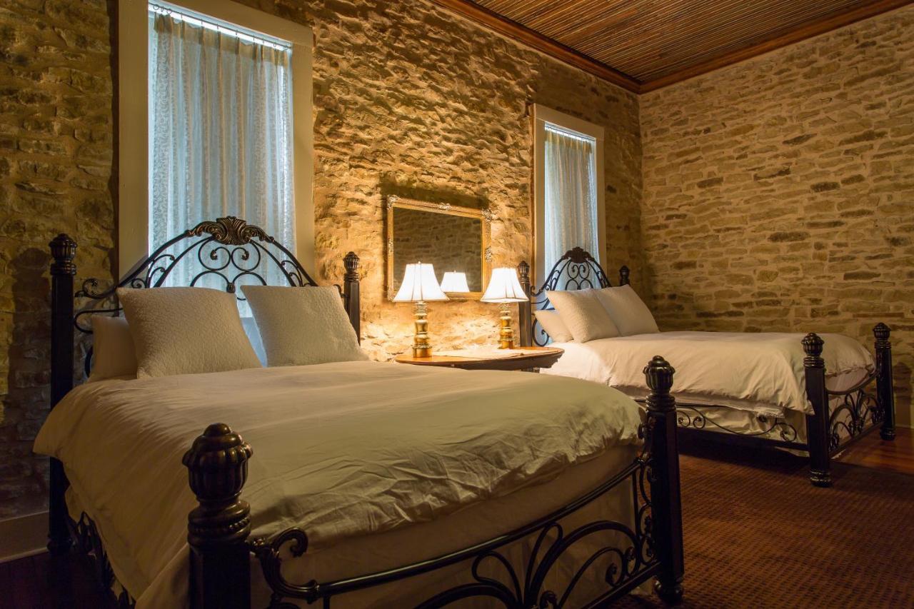 Upstairs Inn Hico Ngoại thất bức ảnh
