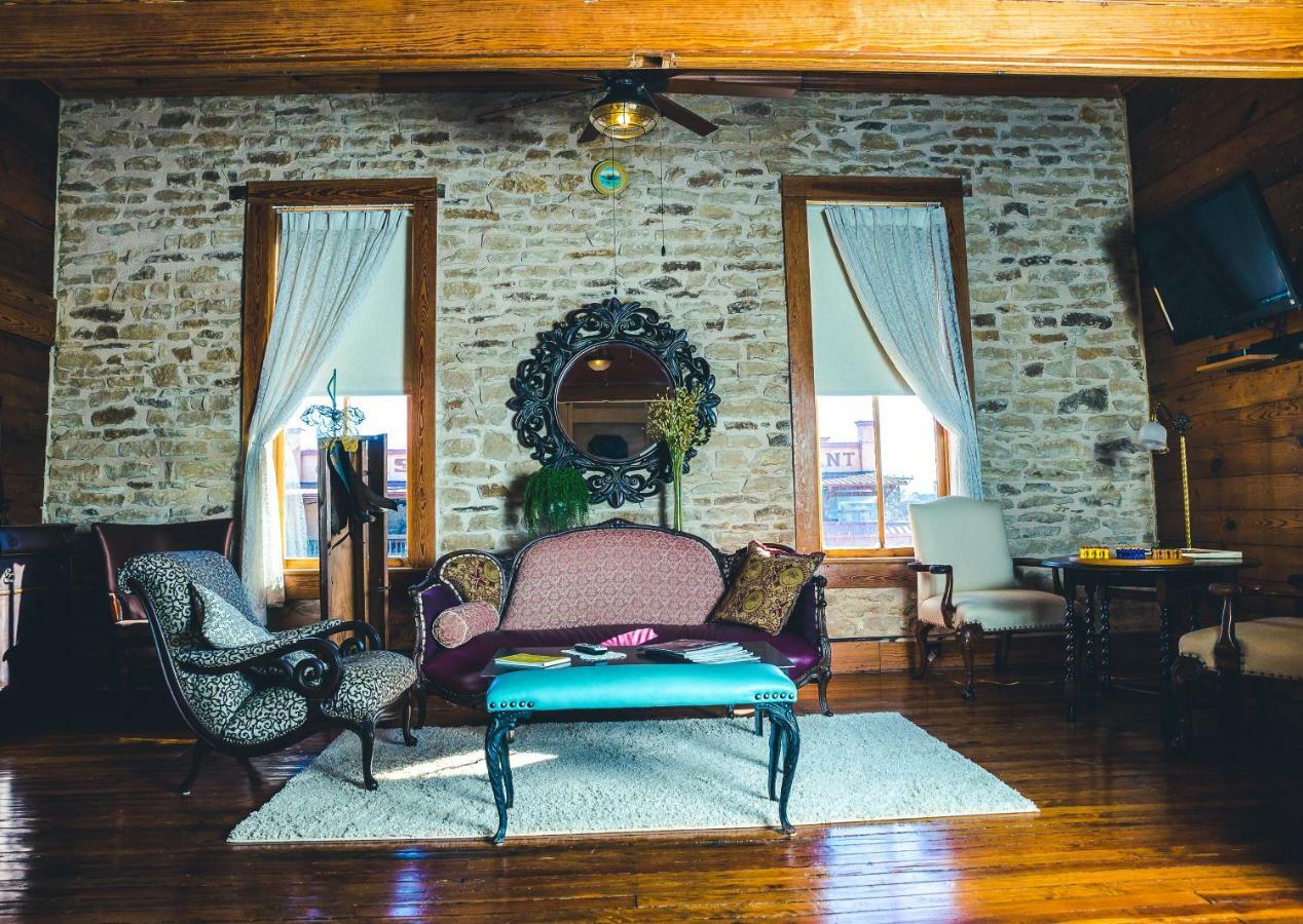 Upstairs Inn Hico Ngoại thất bức ảnh